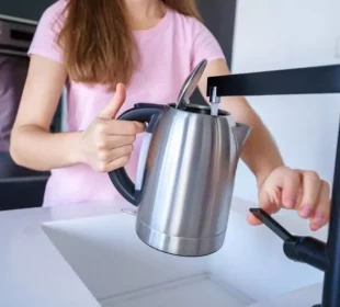 Electric Kettles