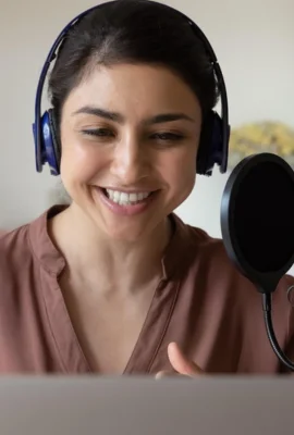 Choose the Perfect Fiverr Voiceover Artist for Your Brand (1)